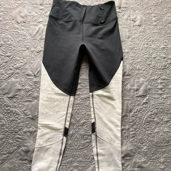 CALIA Small leggings - Picture 2 of 5